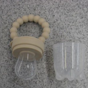 Baby soother feeder