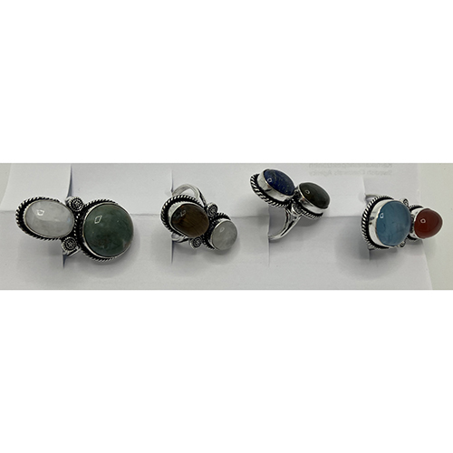 Set of rings