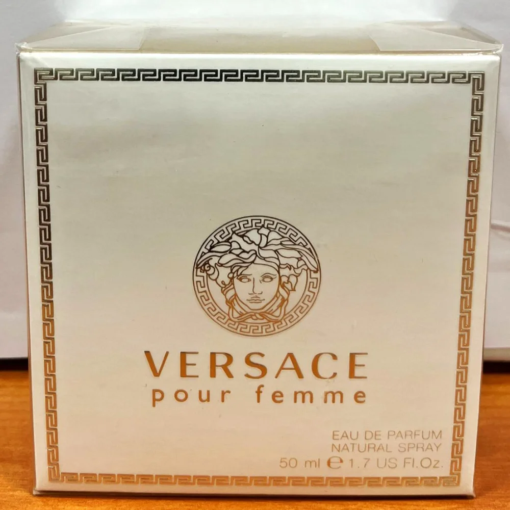 Versace — pour femme