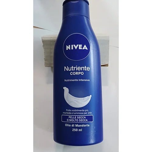Nivea — Nutriente corpo