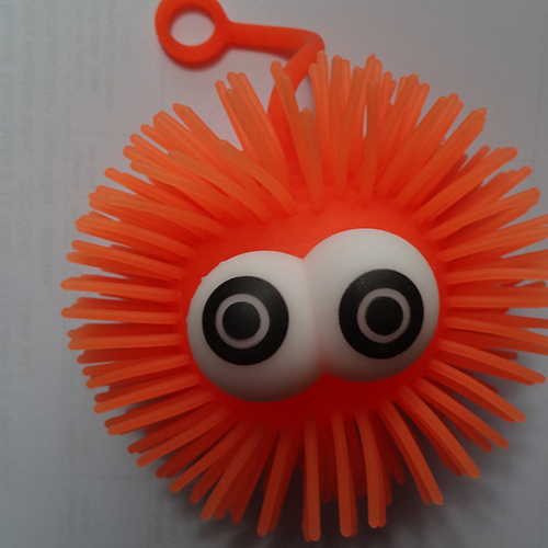 Toy puffer ball