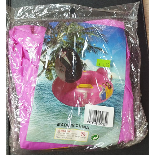 Inflatable swim seat