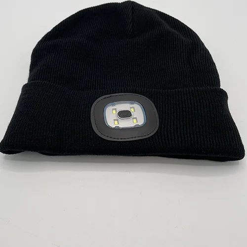Beanie with LED lamp, black