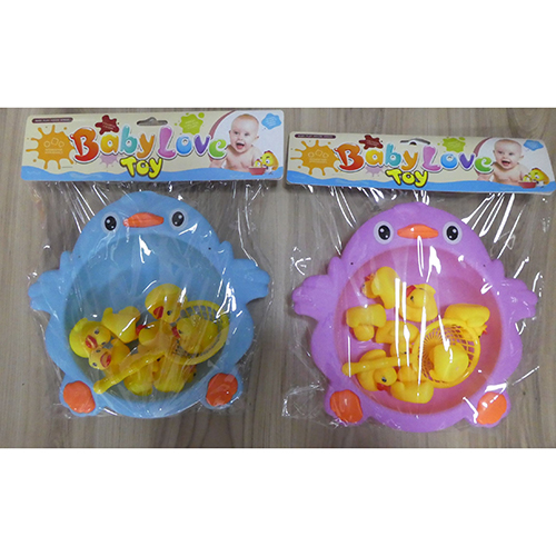 Baby Love Toy — műanyag kacsacsalád fürdőjáték