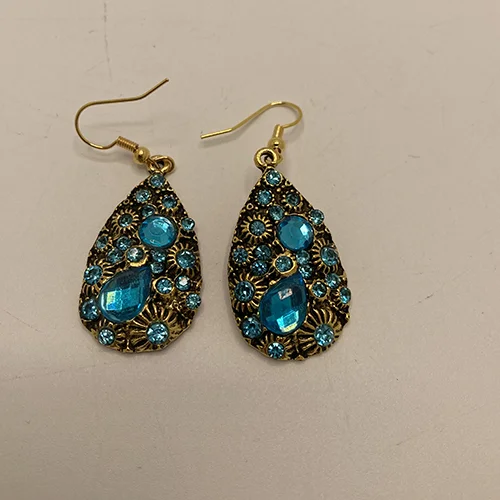 Fashion Jewllery — Simple Teardrop Shaped Boho Earrings