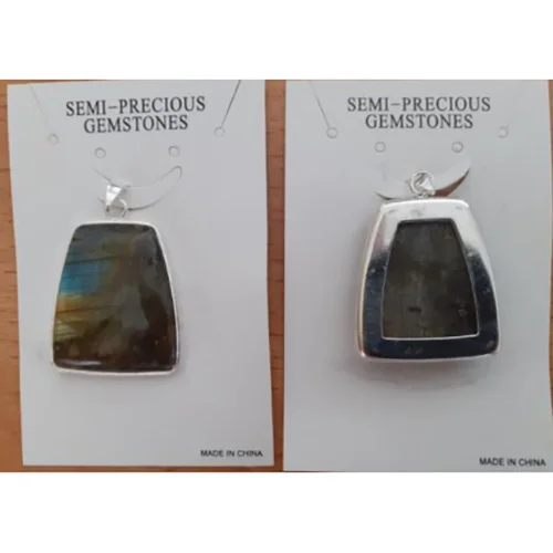 Labradorite — Mixed stone pendant