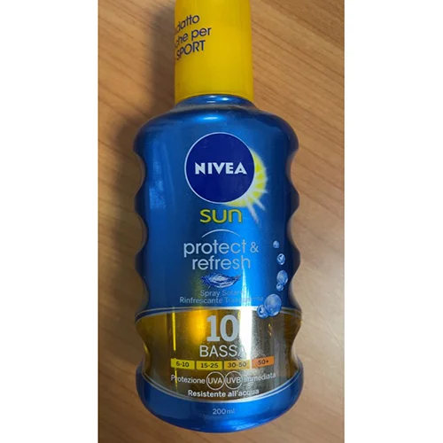 Nivea — Sun Protect & Refresh
