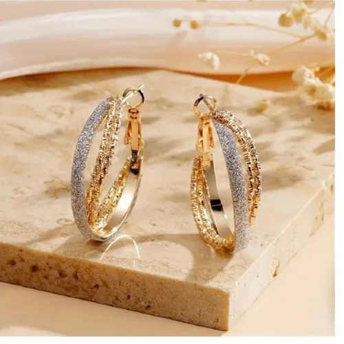Déclaration Créoles : Audacieuses et sexy, plaquées or rose 14 carats, parfaites pour les fêtes, les