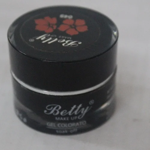 Betty ® — MAKE UP