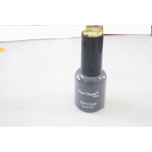 Kiss Oumi ® Italia — Top Coat Soak Off