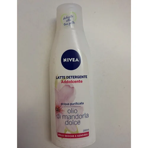 Nivea — Latte detergente addolcente