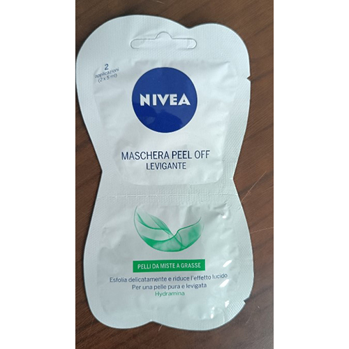 Nivea — Maschera peel off levigante