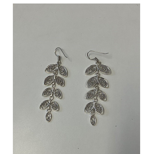 White Metal Keti Earring