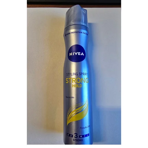 Nivea — STYLING SORAY STRONG HOLD