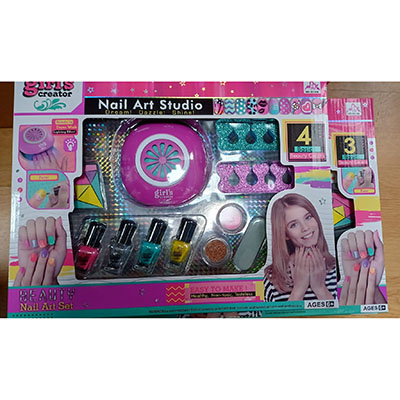 Nail art studio