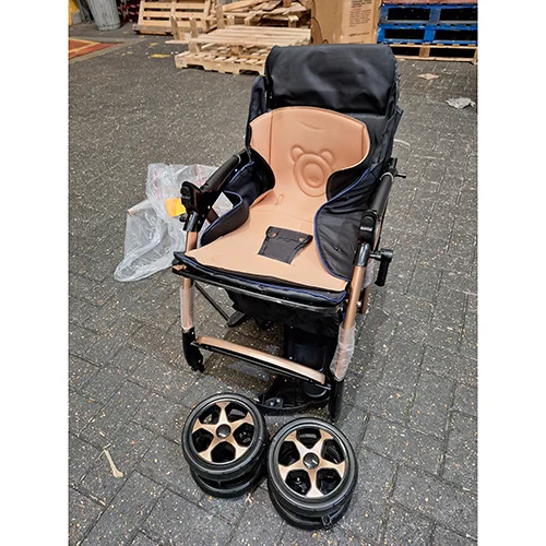Hao Shuo — Baby stroller