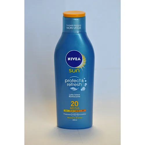 Nivea — sun protect & refresh