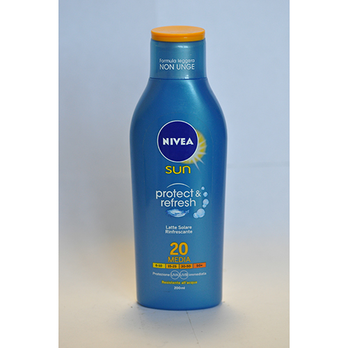 Nivea — sun protect & refresh