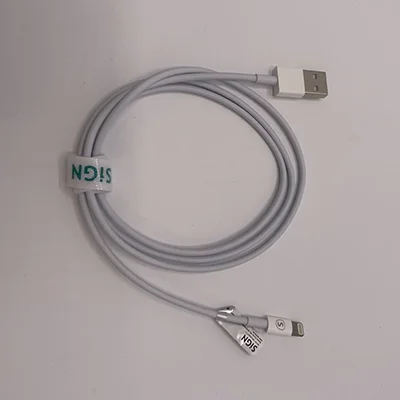 SiGN — Charge & Sync cable