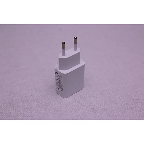 XO — USB charger