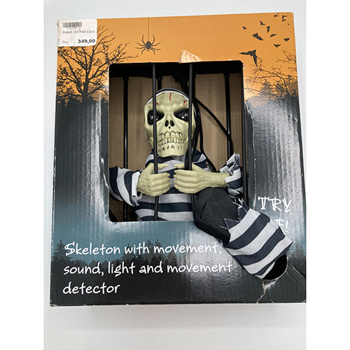 Skeleton with movement, sound, light and movement detector