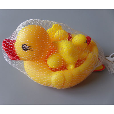 Plastic duck family