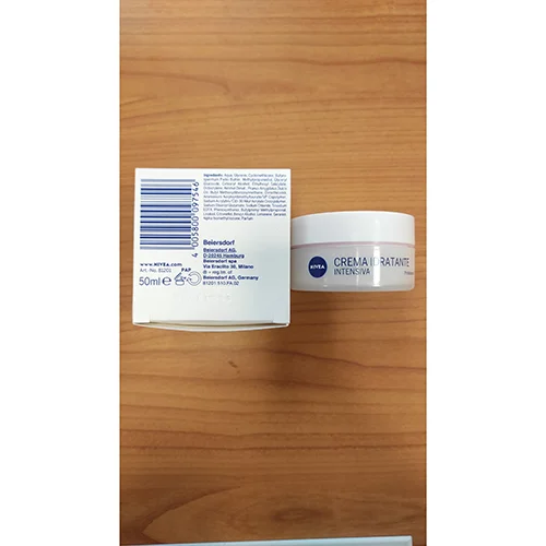 Nivea — Crema idratante intensiva