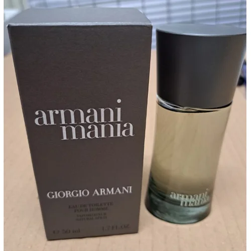 Girogio Armani — Armani mania