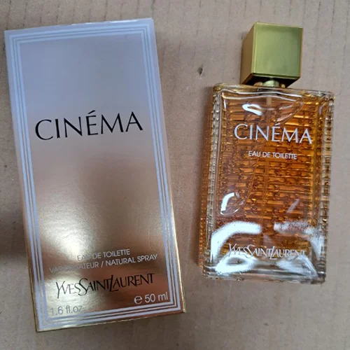 Yves Saint Laurent — Cinéma