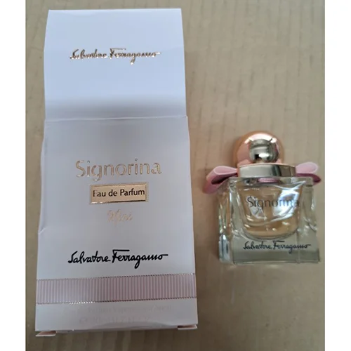 Salvatore Ferragamo — Signorina