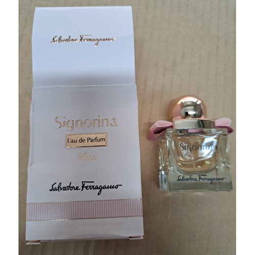 Salvatore Ferragamo — Signorina