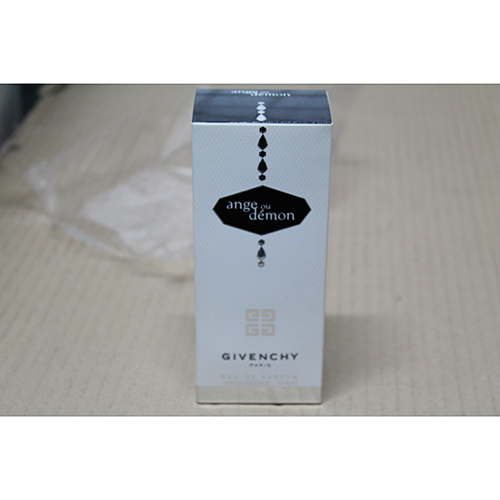 Givenchy — Ange ou Demon