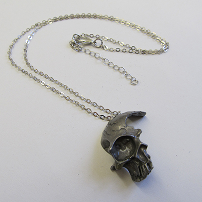 southbankstore Halskette mit Totenkopf-Anhänger, gebrochen, beschädigt, für Männer und Frauen, Zin