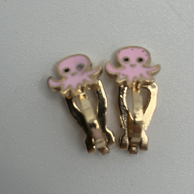 Busy Lizzie — Earrings ghost