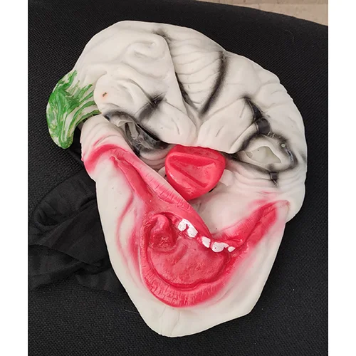Fancy-dress mask