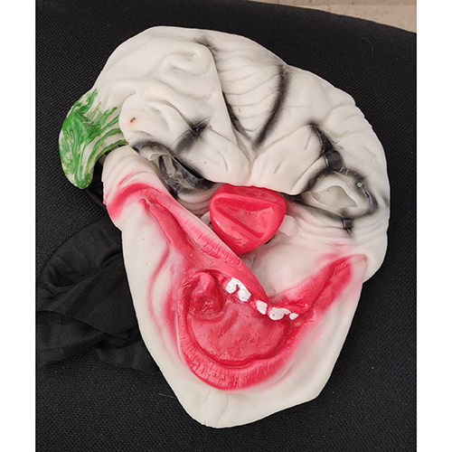 Fancy-dress mask