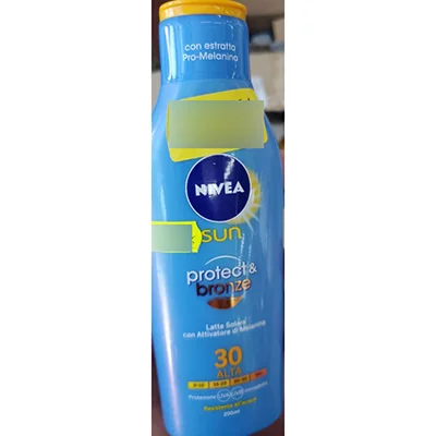 Nivea — Sun protect & bronze protezione "30"