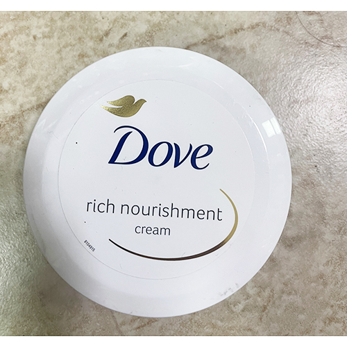 Dove — Rich Nourishment cream