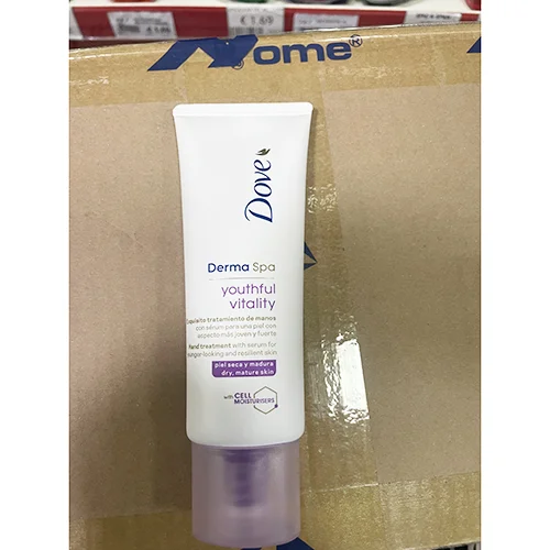 Dove — Derma Spa Youthful vitality