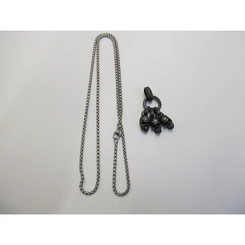 Chain with pendants