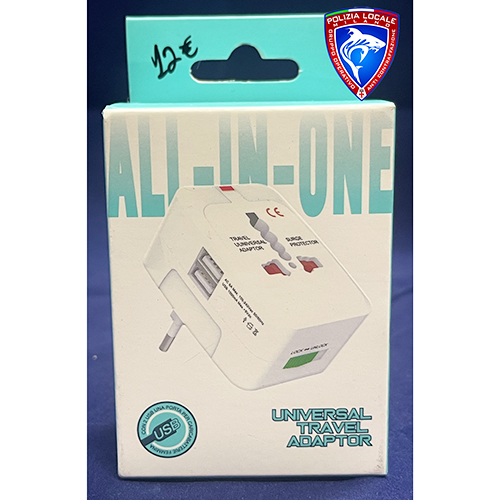 ALL IN ONE/UNIVERSAL TRAVEL ADAPTOR