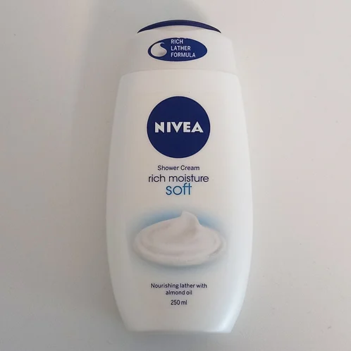 Nivea — Shower Cream Rich Moisture Soft