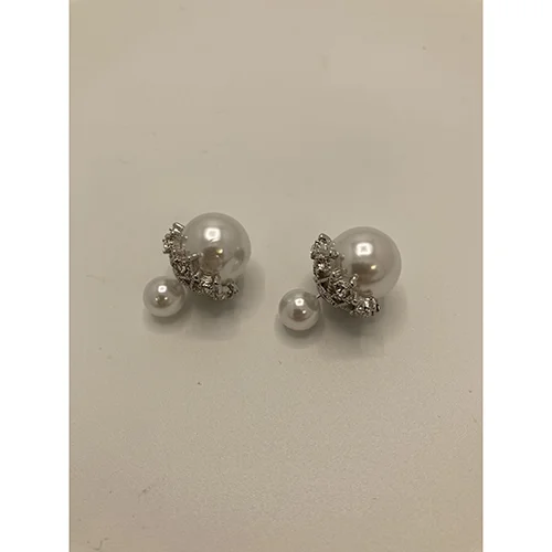 Han Kou Design by Korea — Han Kou earrings, pearl/silver lace
