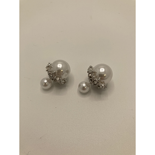Han Kou Design by Korea — Han Kou earrings, pearl/silver lace