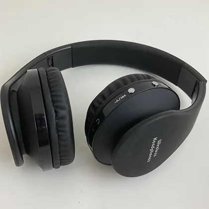 Wireless Headphones On ears