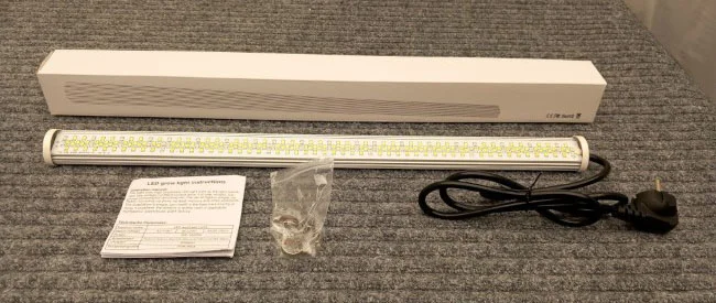 LED Kasvivalaisin 80W/220 lediä (tarvike 4030)