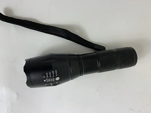 Briv — Ficklampa 10W zoom