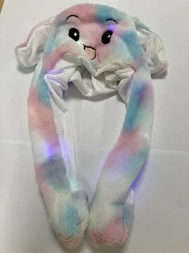 Hat with lighting chain