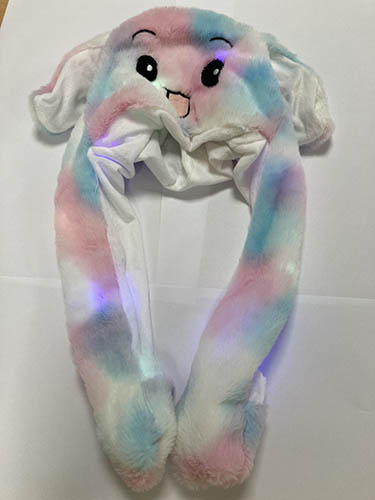 Hat with lighting chain