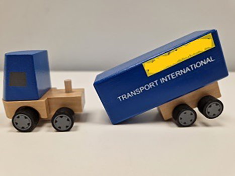 Dudu Toys — Wooden truck with trailer